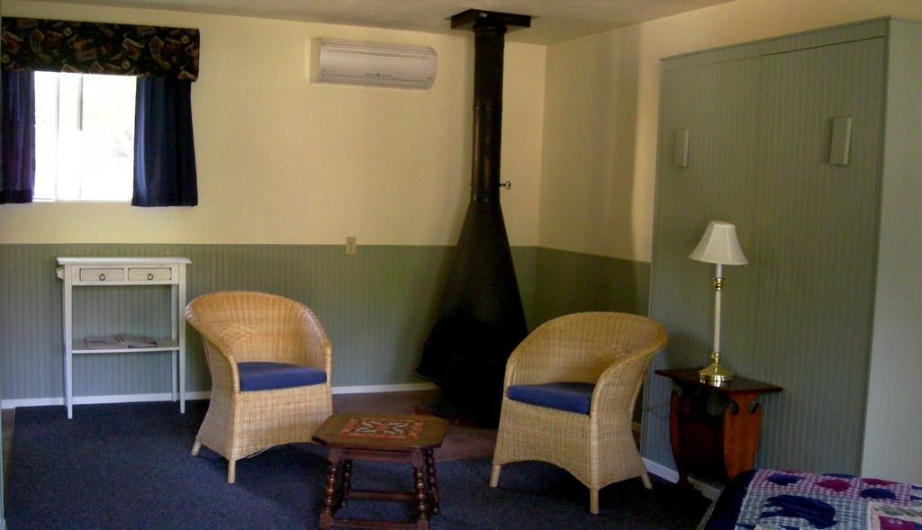 Sequoia Motel Трі-Риверс Екстер'єр фото
